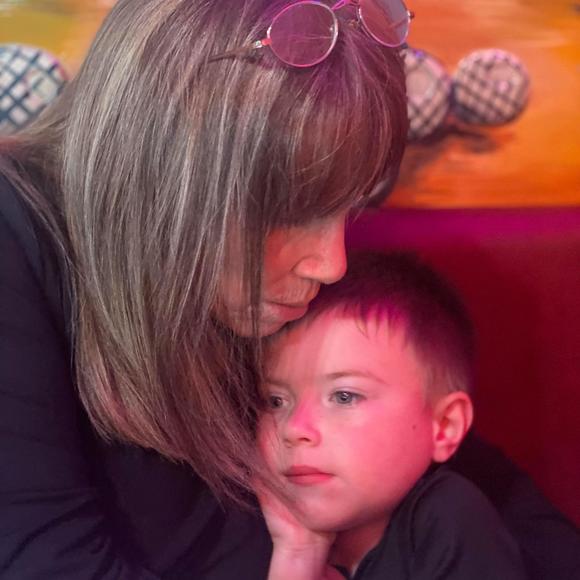 Meet your Posher, Valerie - Picture 1 of 1